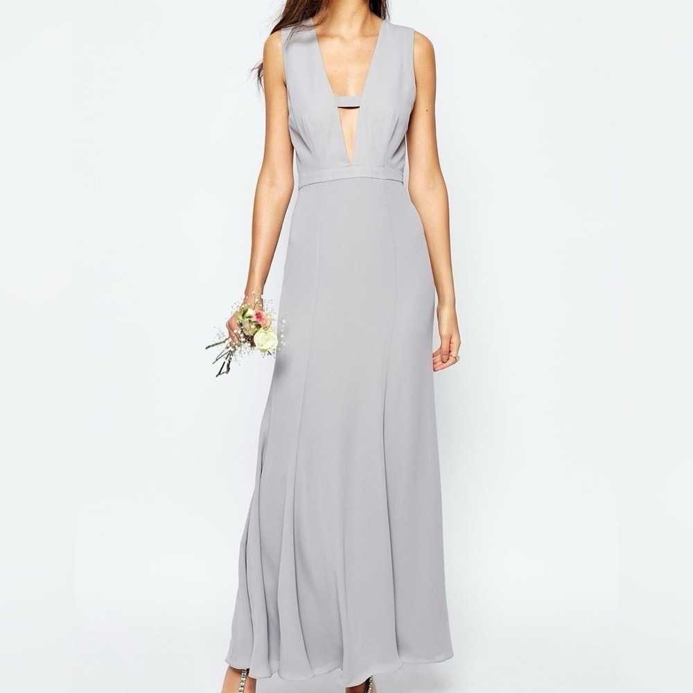 Fame And Partners Gray V-Neck Cutout Sleeveless Maxi Dress Size 2